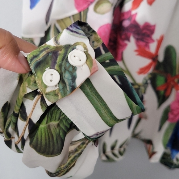 Parker Floral Ruffle Cold Shoulder Blouse NWT - Picture 7 of 11